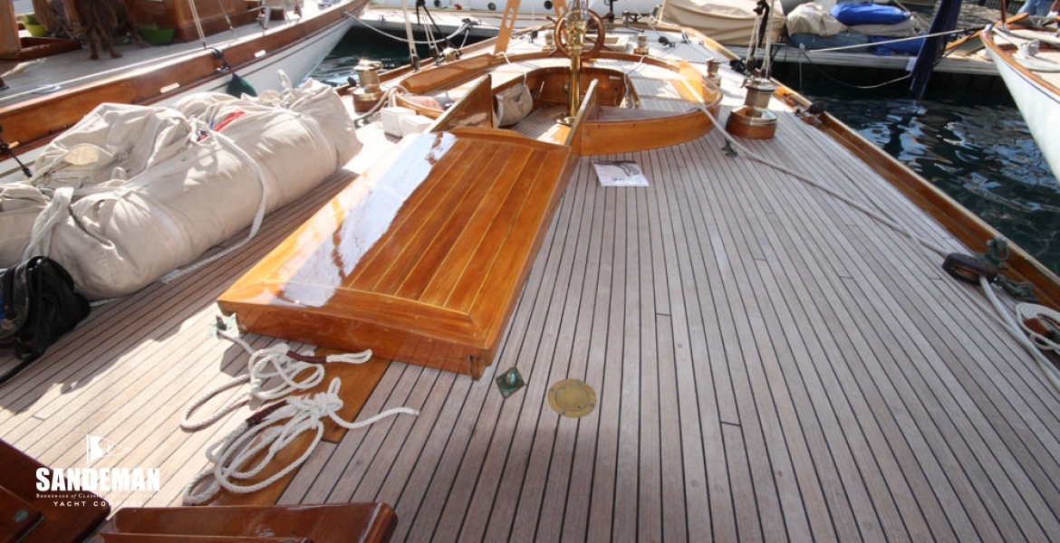 14Sidedecktoaft.jpg