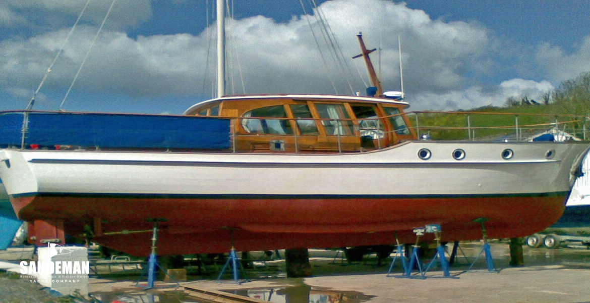 03Ashore.jpg
