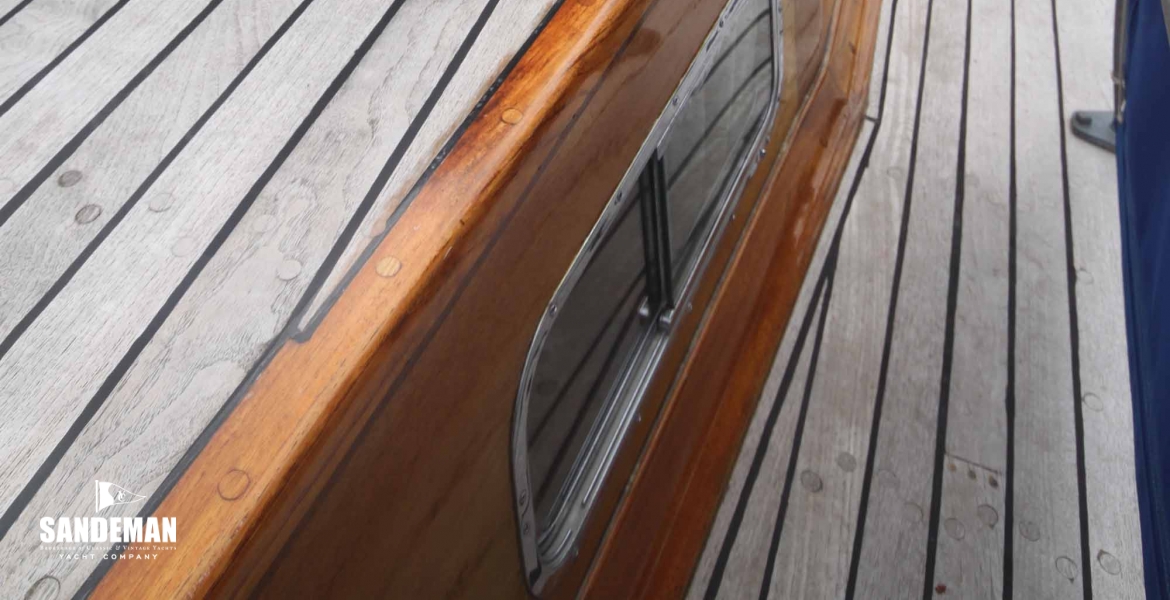 07Sidedeckvfwd.jpg