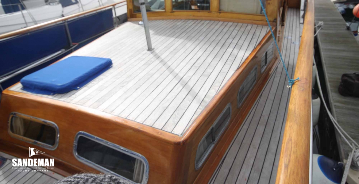 06Coachroof.jpg