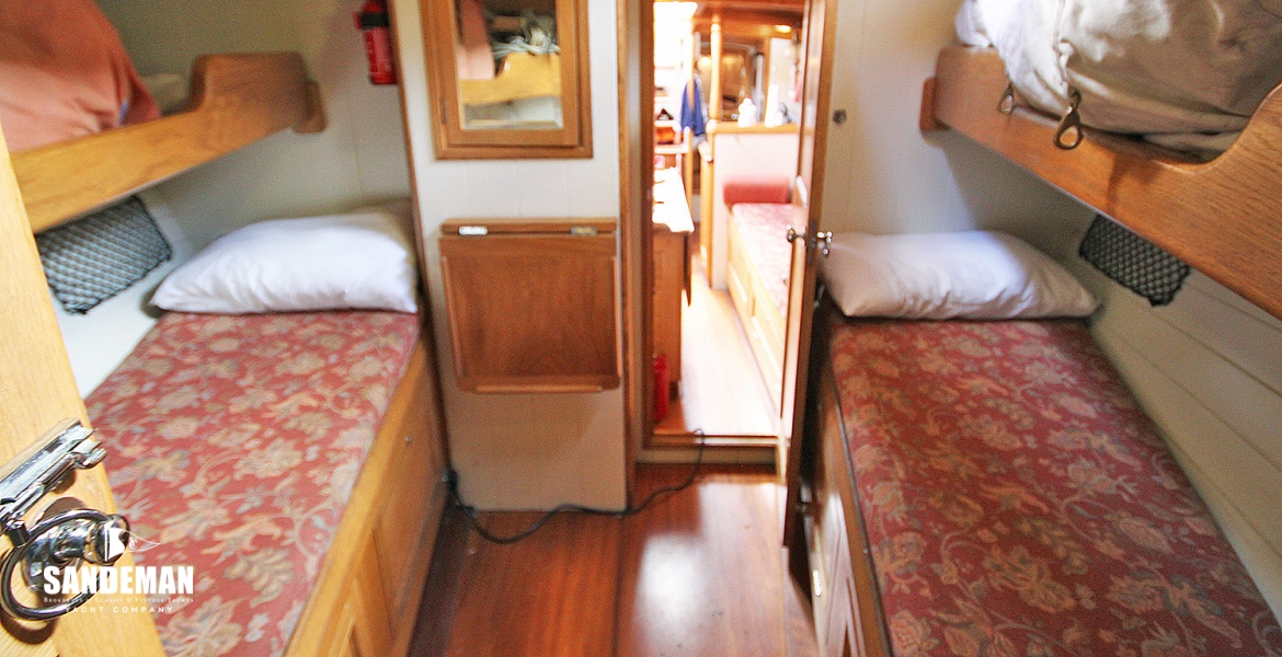 42 Guest cabin v aft
