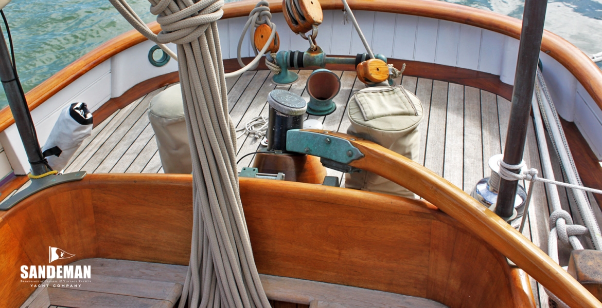 28 Aft deck