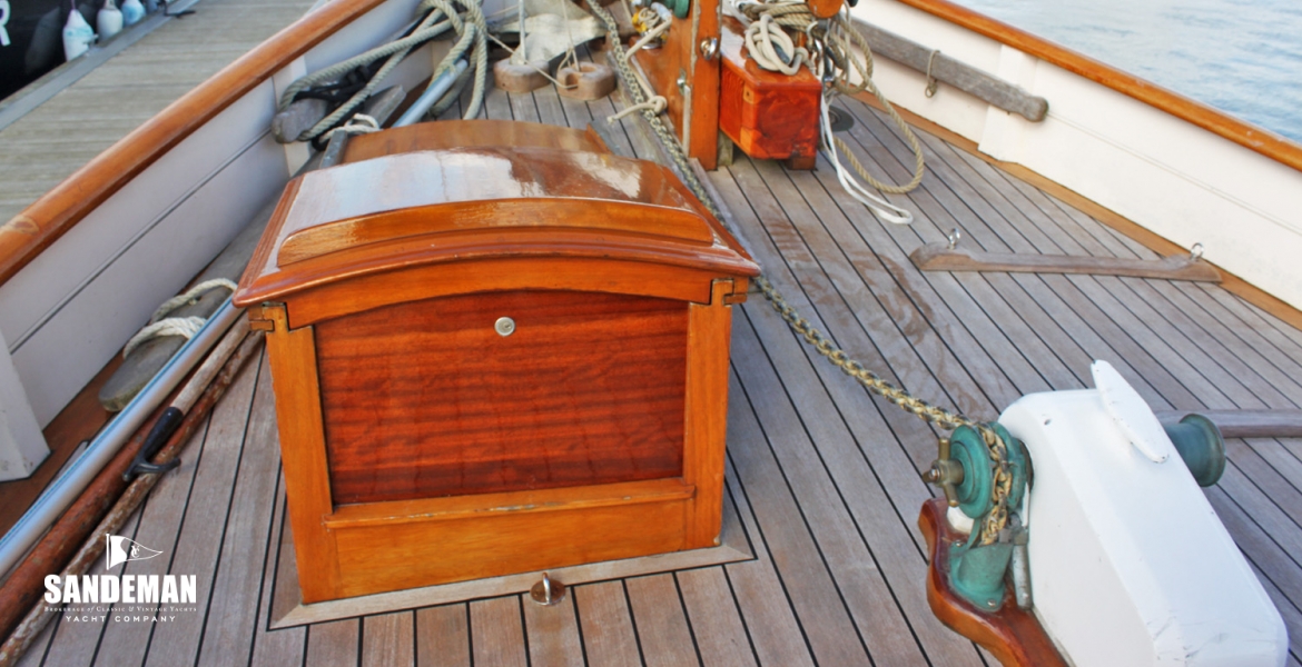 19 Foredeck