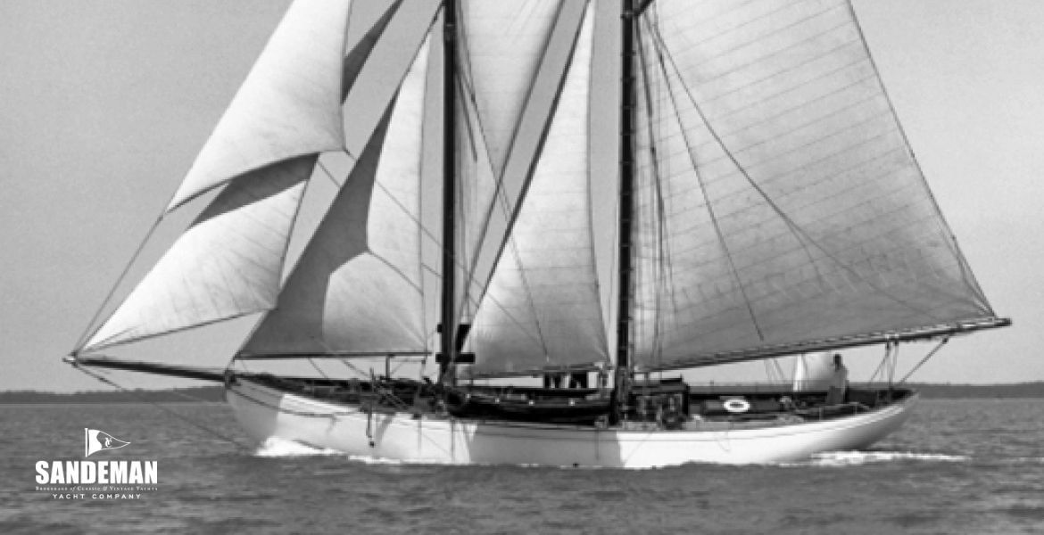 Historic abeam