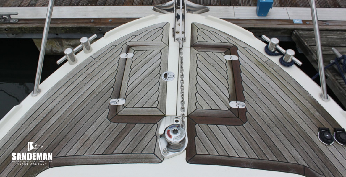 05Foredeck.jpg