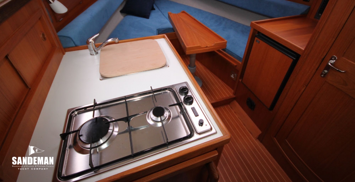16Galley.jpg