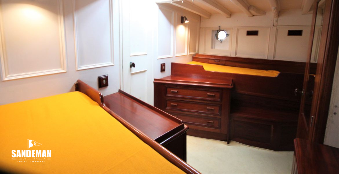 AFT STATEROOM V AFT TO PORT
