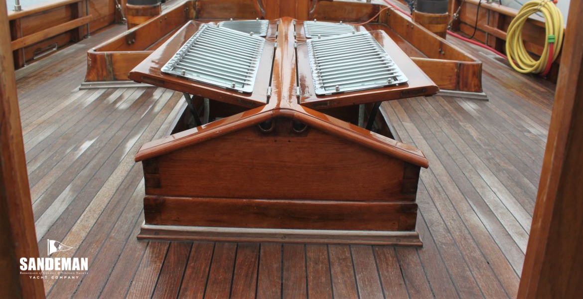 V AFT FROM DECKHOUSE