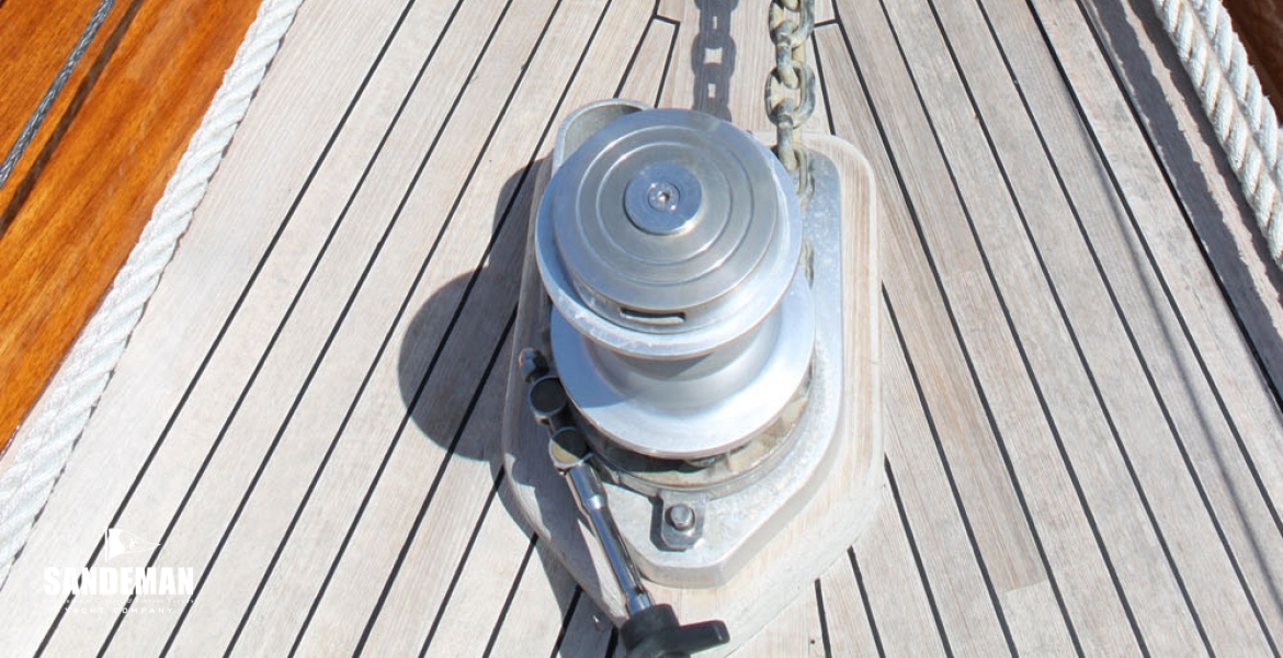 13Bowdetail.jpg