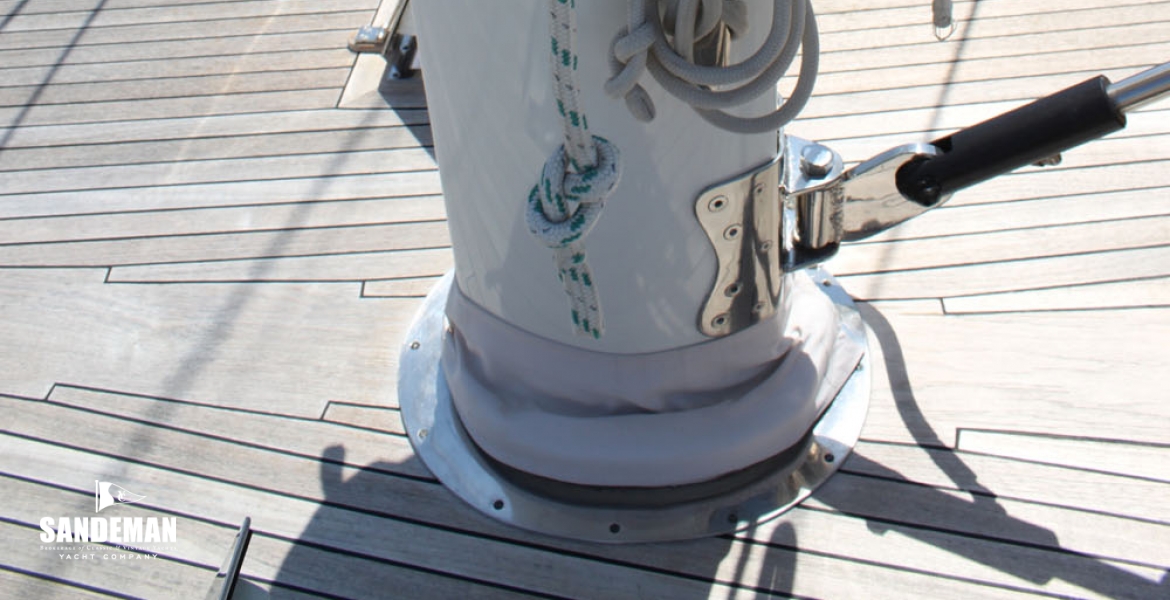 16Mastdetail.jpg