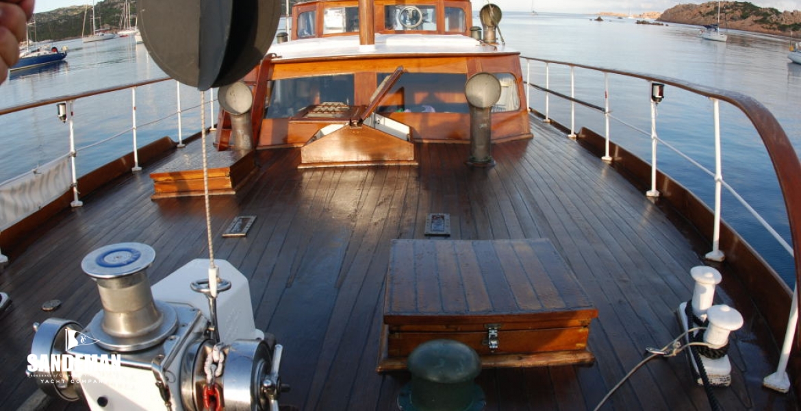 04Foredeckvaft.JPG