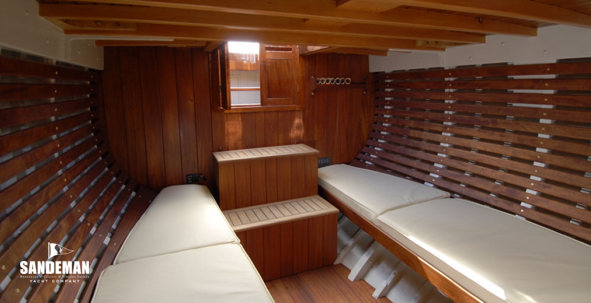 33 Cabin v aft