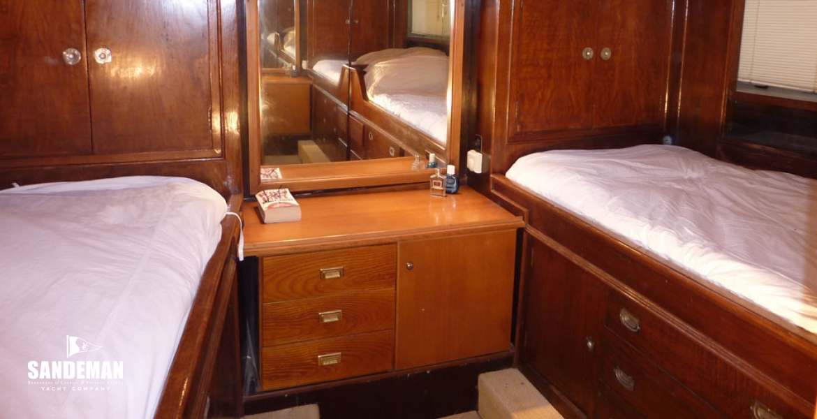 31Aftcabin.jpg