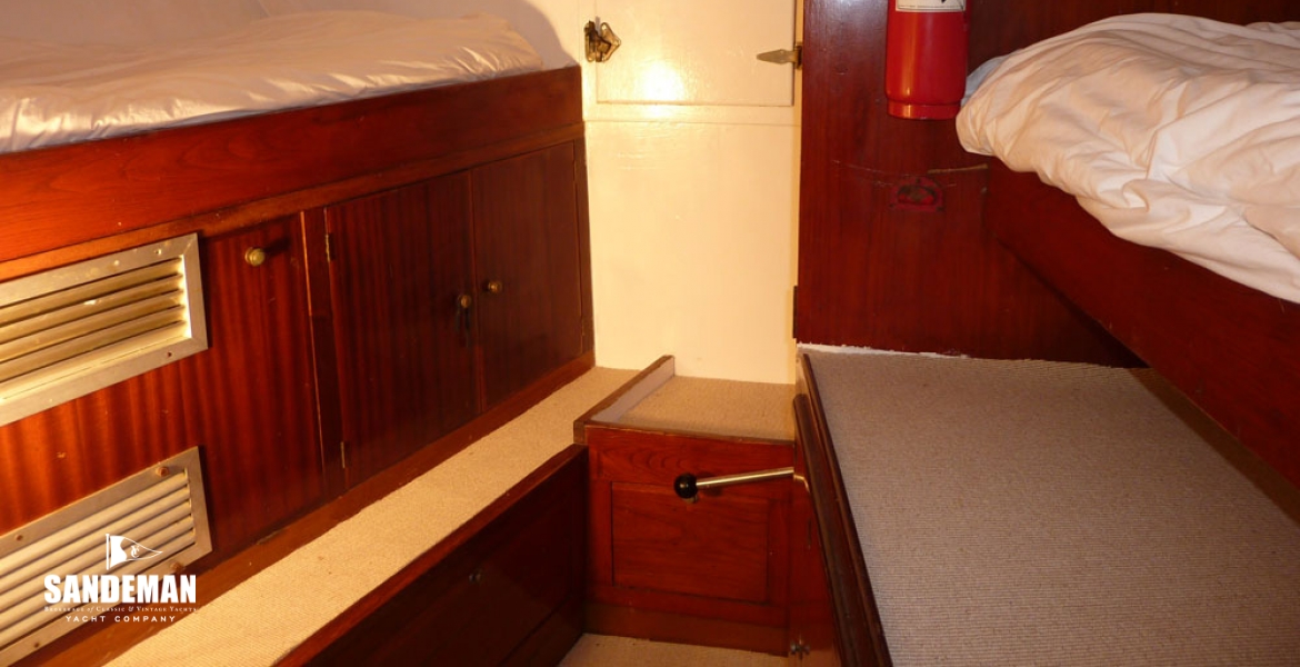 22Crewcabin.jpg