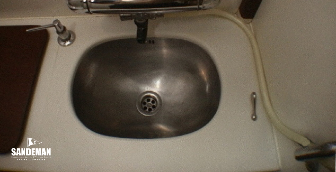 28 Head sink.JPG