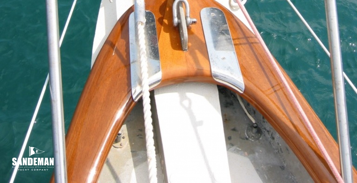 09 Bow.JPG