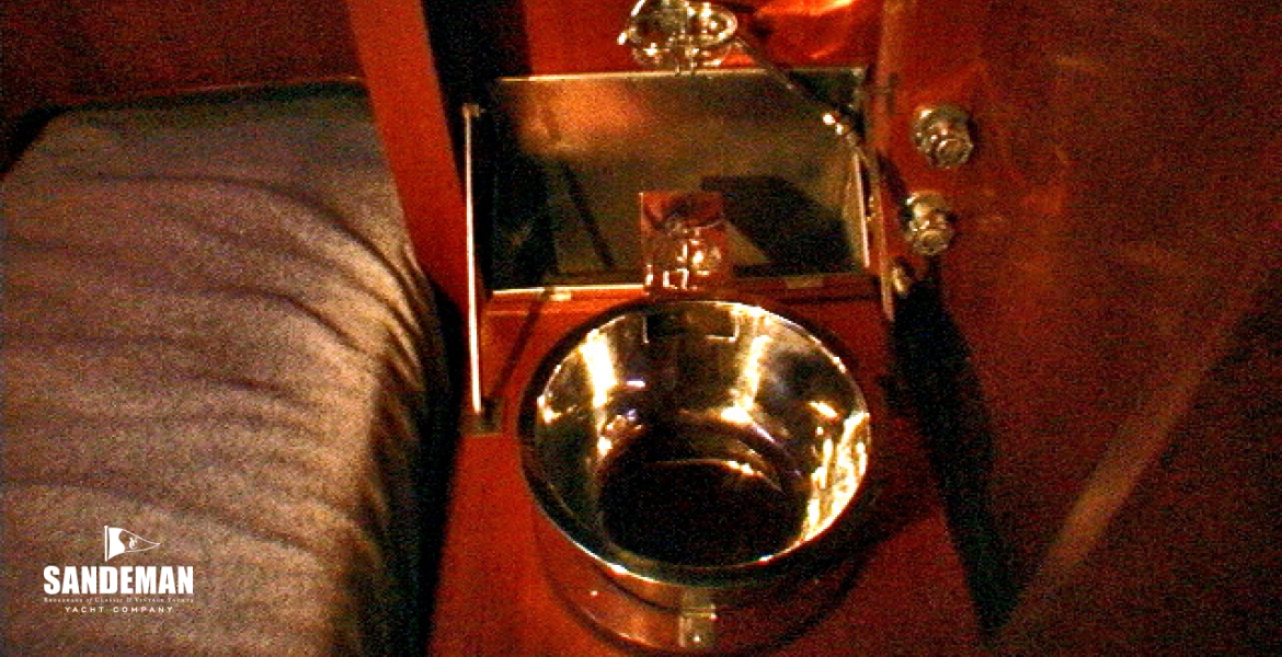 23 Fold down sink.jpg