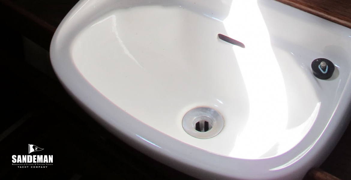 32Headbasin.jpg