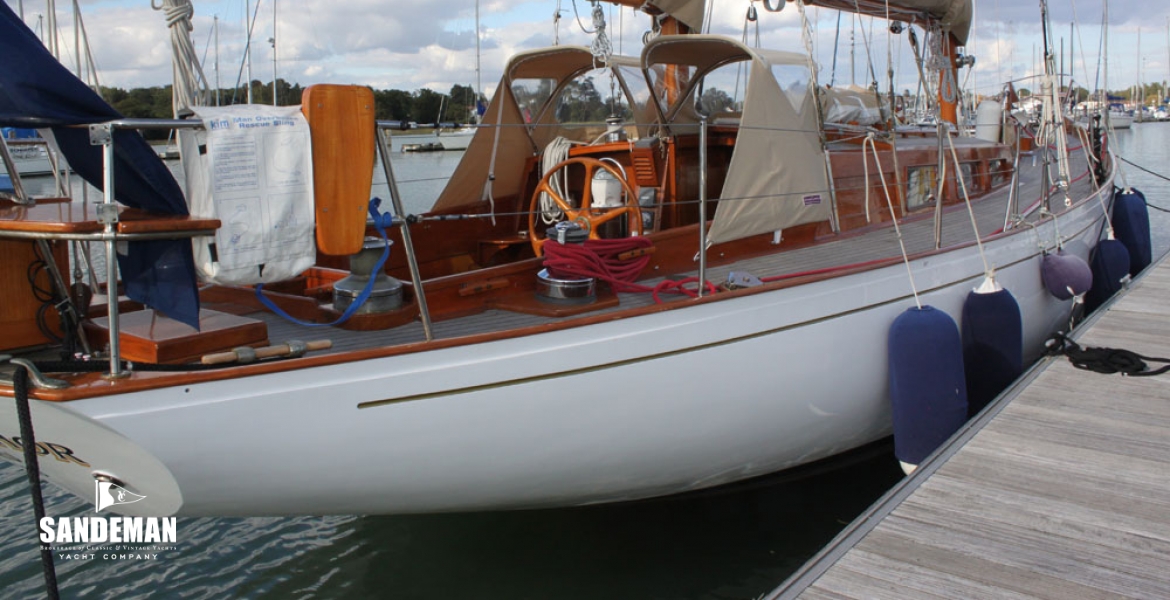 09Alongside2.jpg