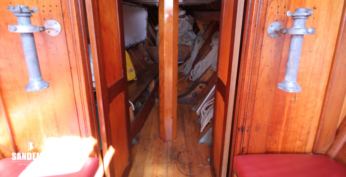 Saloon fwd