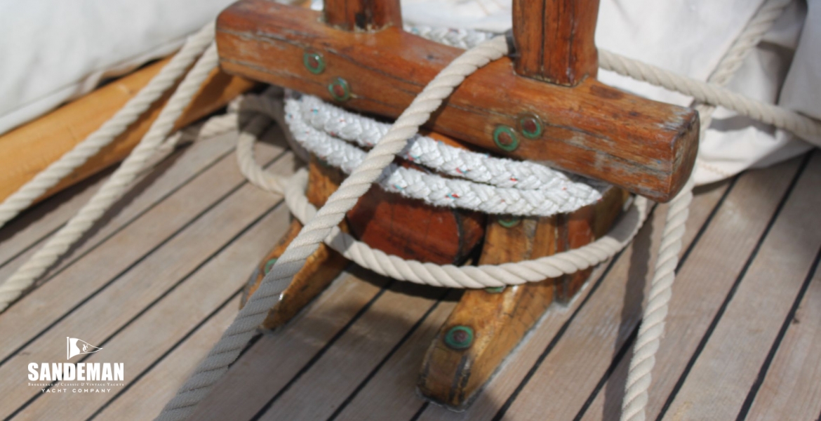 Foredeck detail
