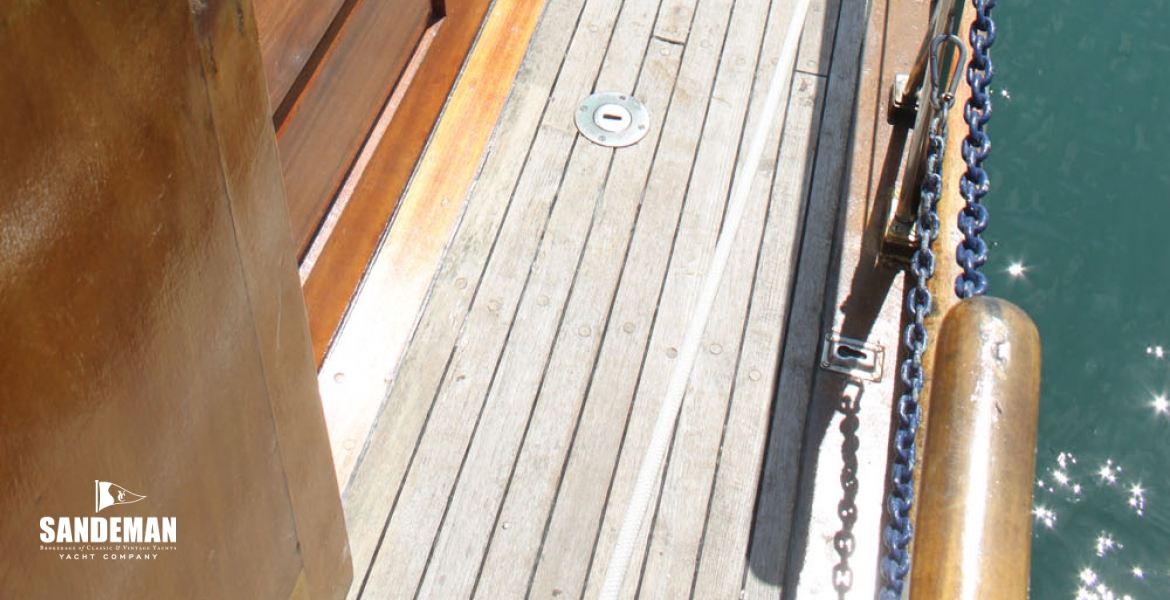 05sidetoforedeck.jpg