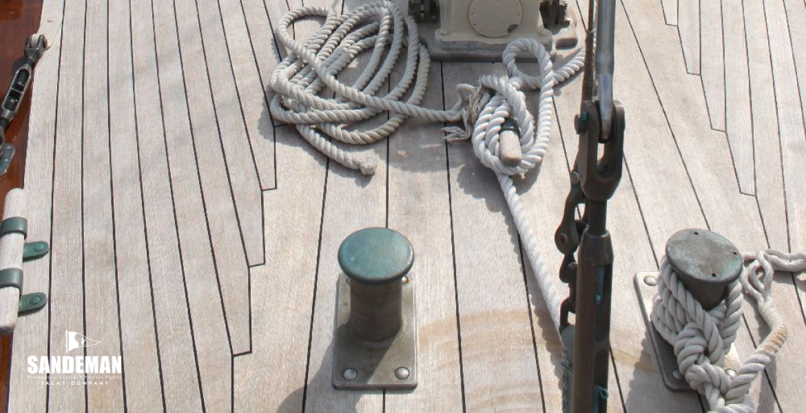 12Foredeckvaft.jpg