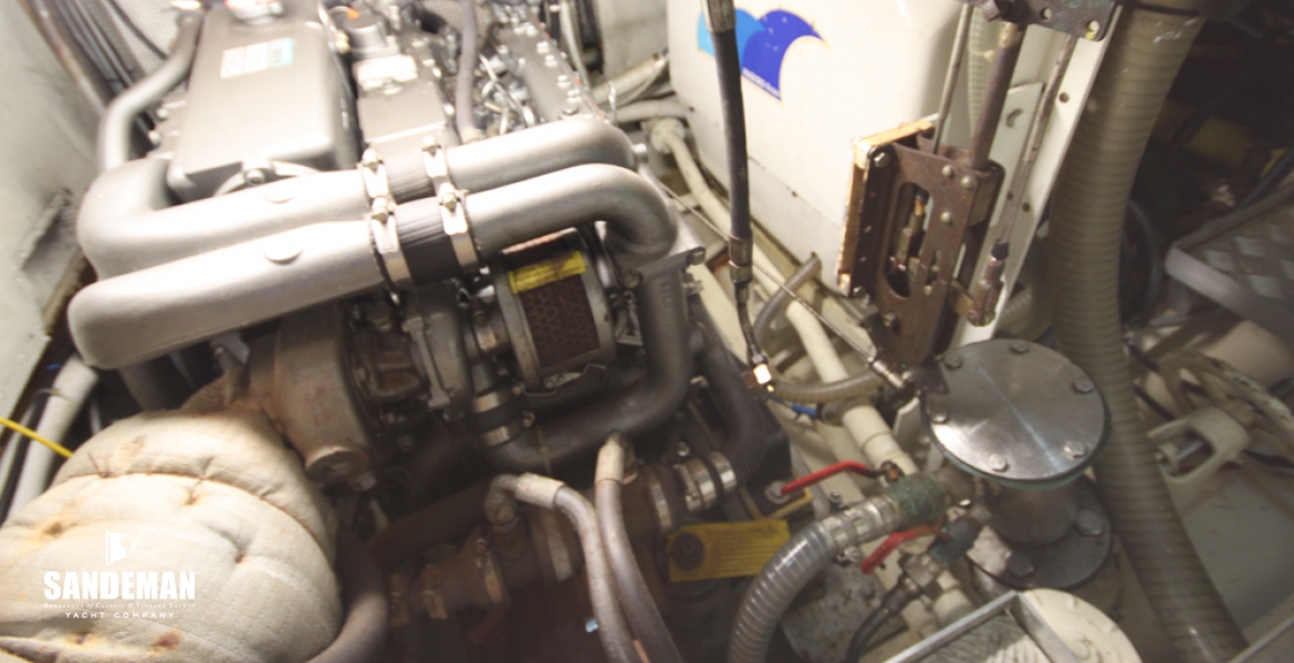 33Engine.jpg