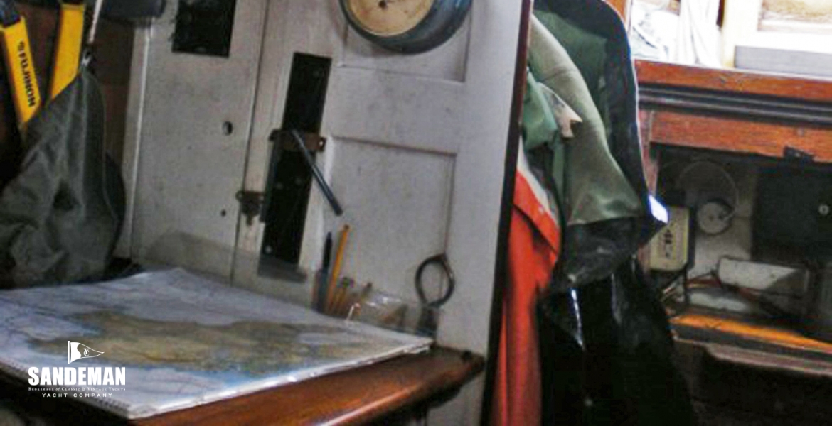 16 Cabin v aft.jpg