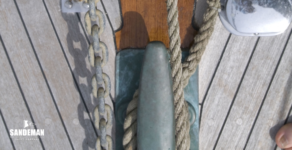 07Windlass.jpg