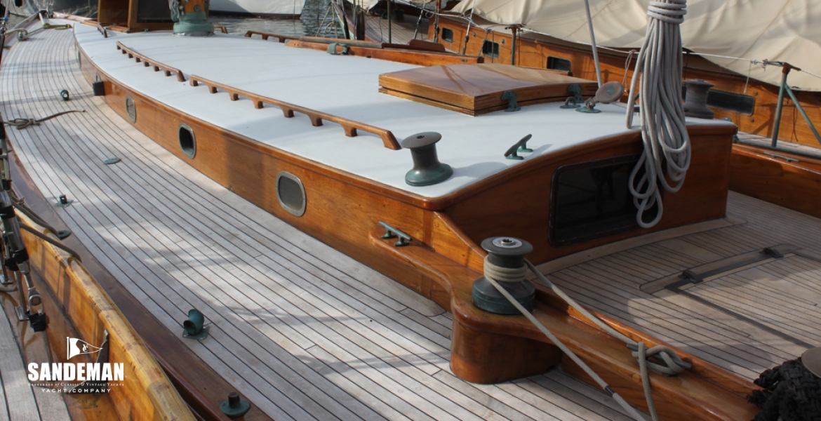Port side deck fwd