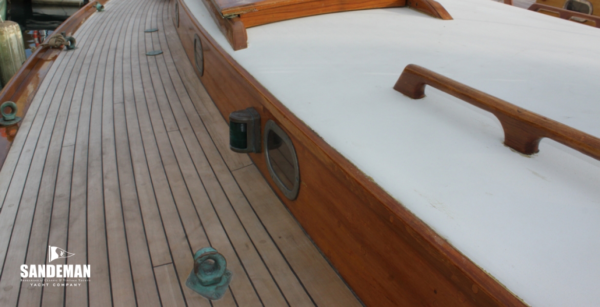 Stbd side deck view aft