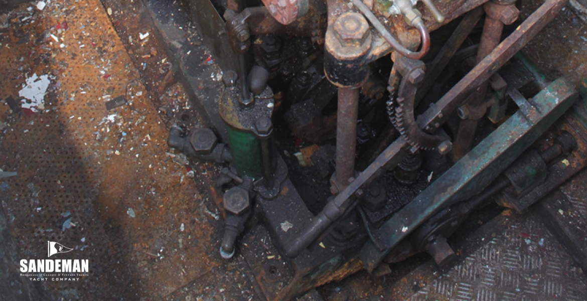 28Enginedetail.jpg