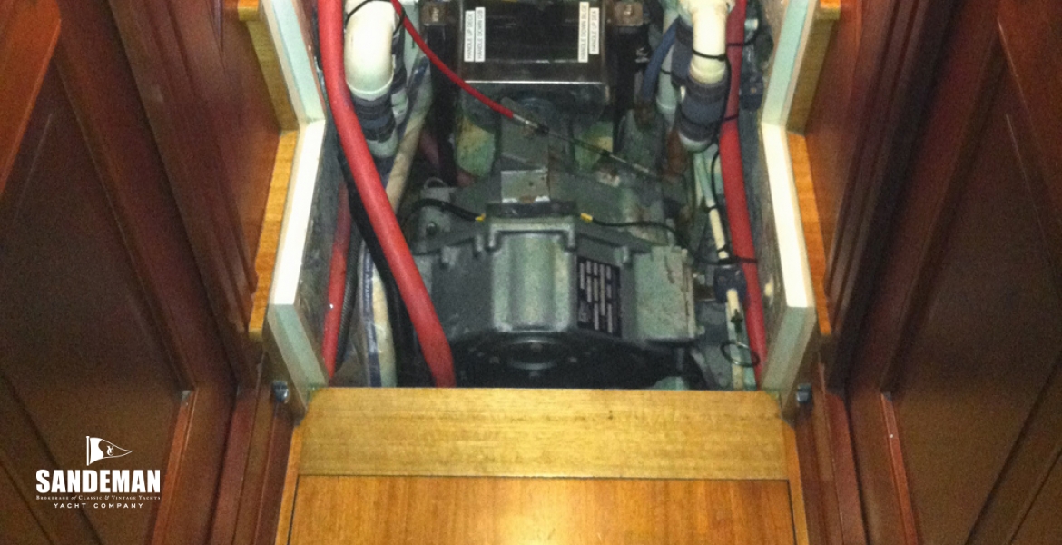 52 Engine and transmission.jpg