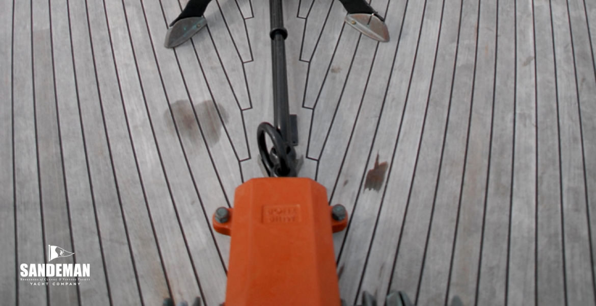 21 Foredeck v aft