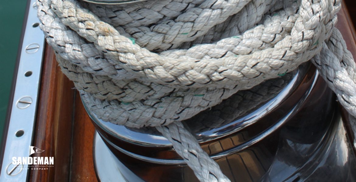 09Winches.jpg
