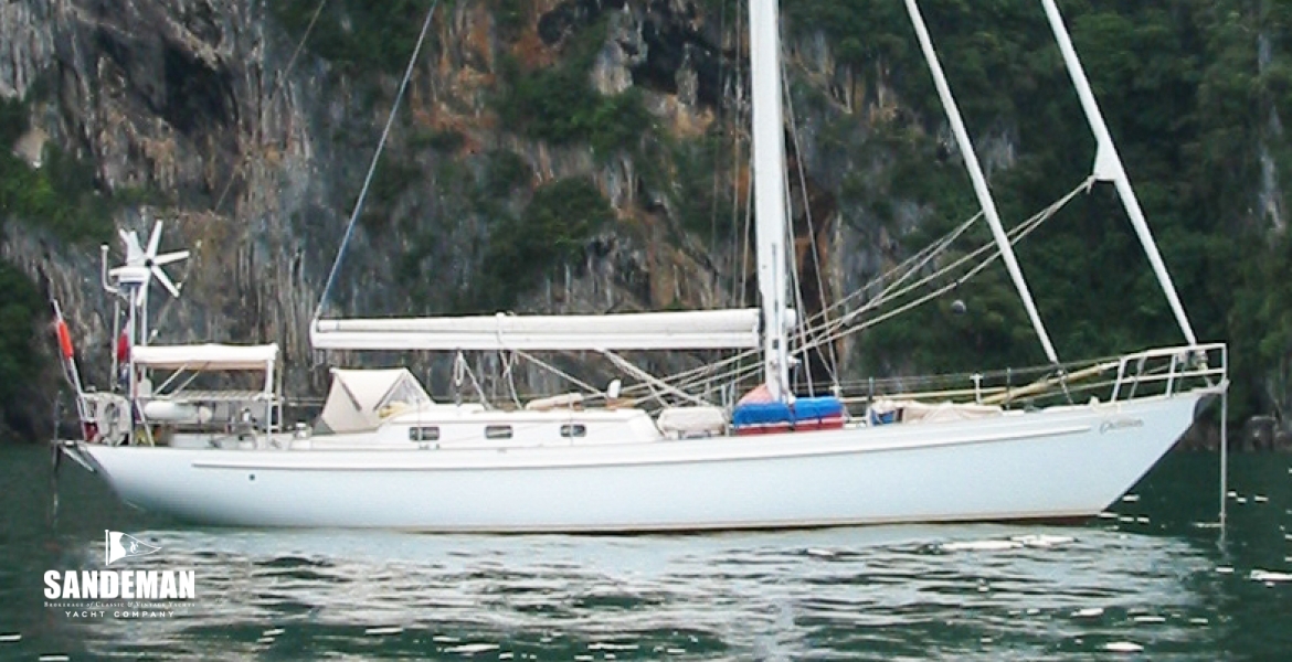 06 Moored abeam