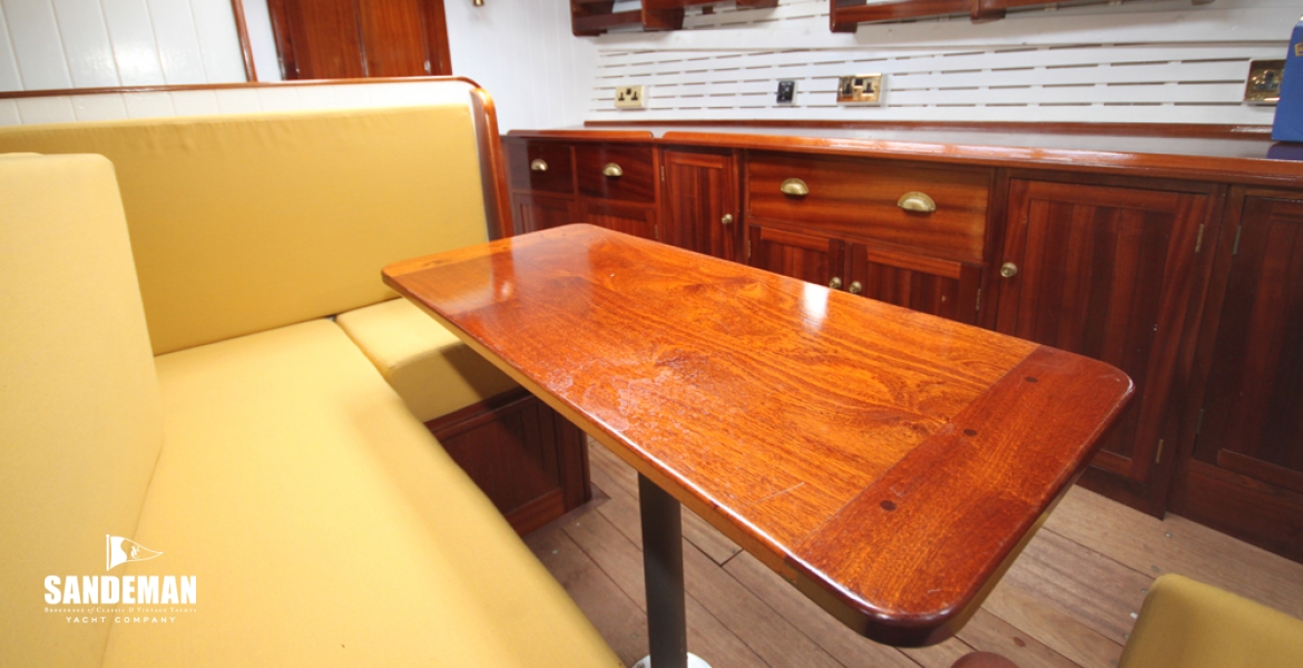 Saloon starboard forward