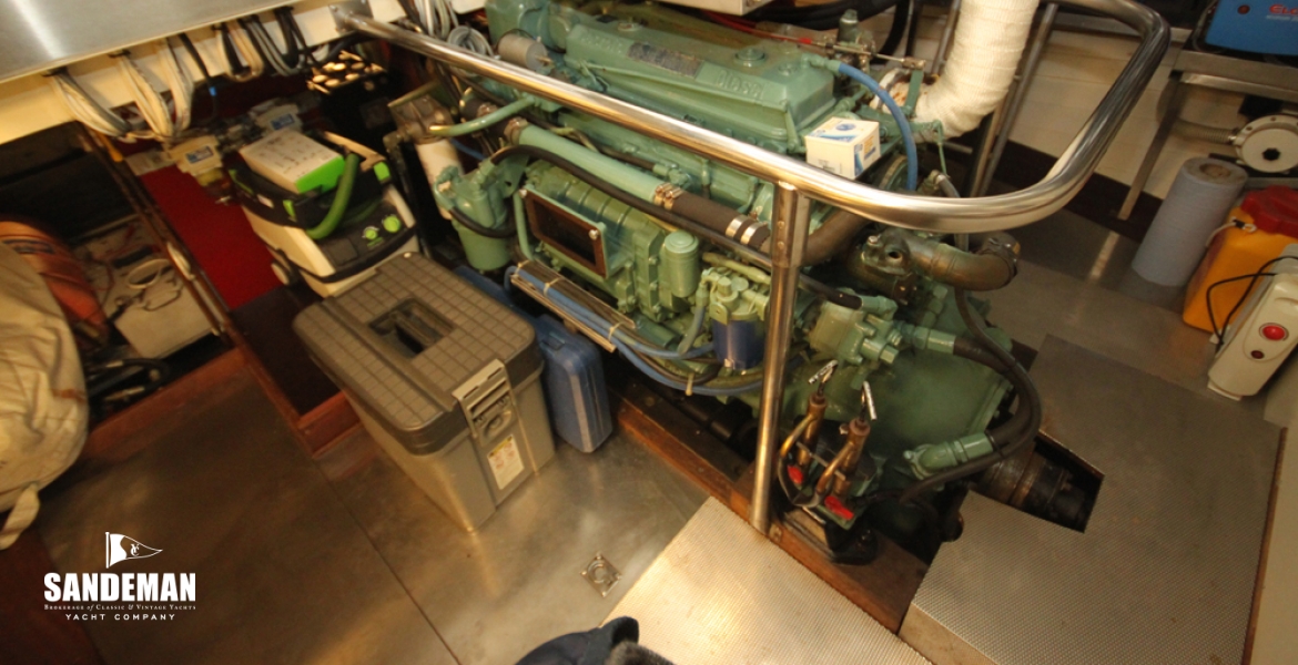 39Enginedetail.jpg