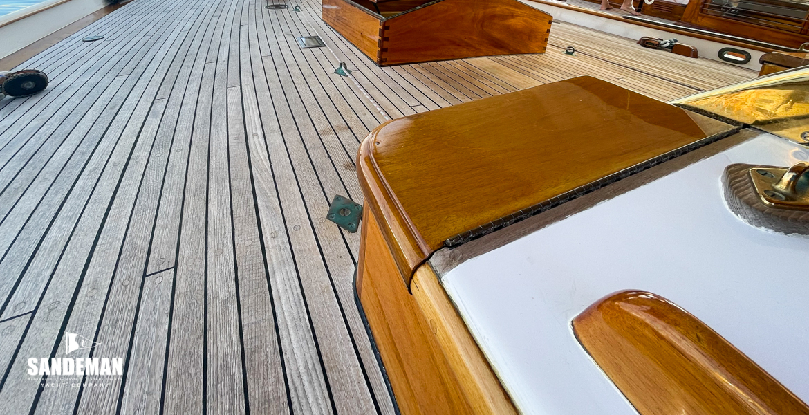 View forward over mid deck