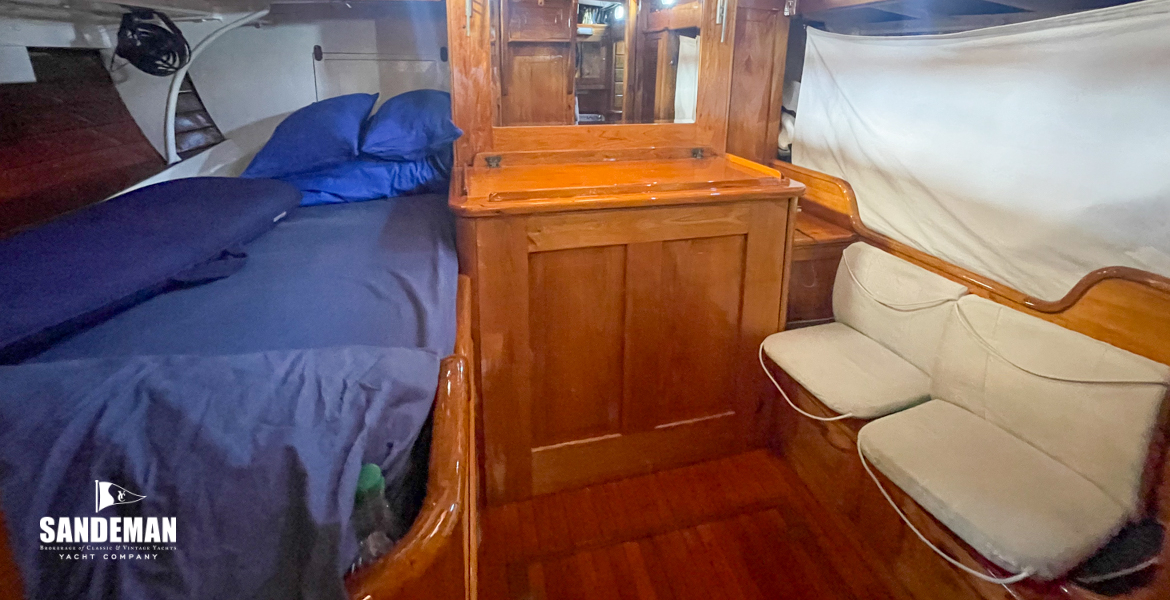 En-suite owner cabin view aft