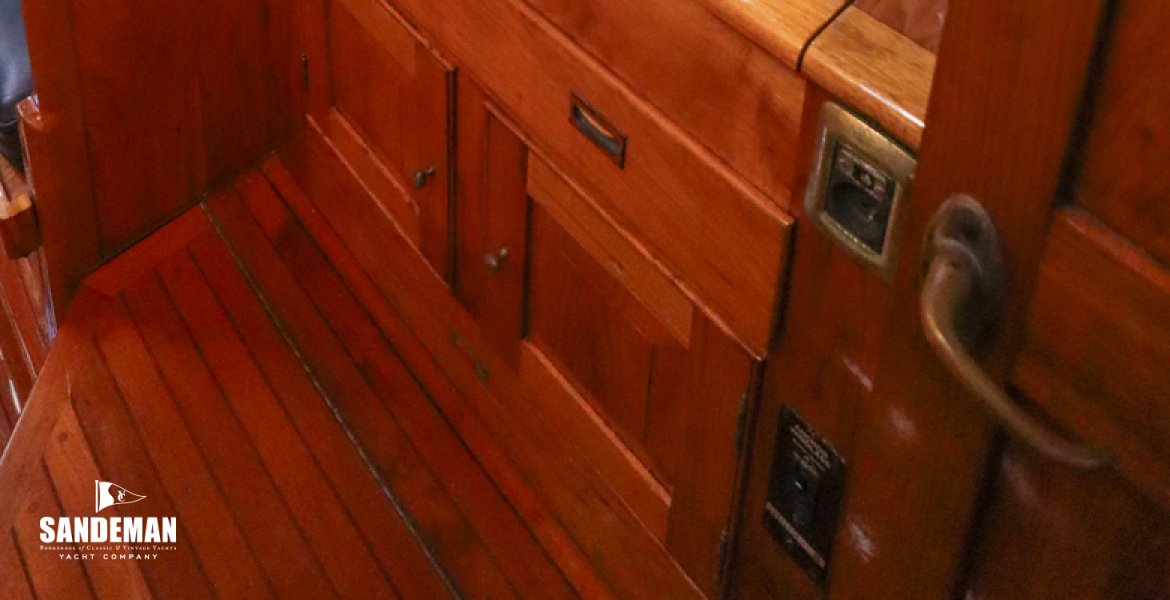 Passage and nav station view aft to starboard