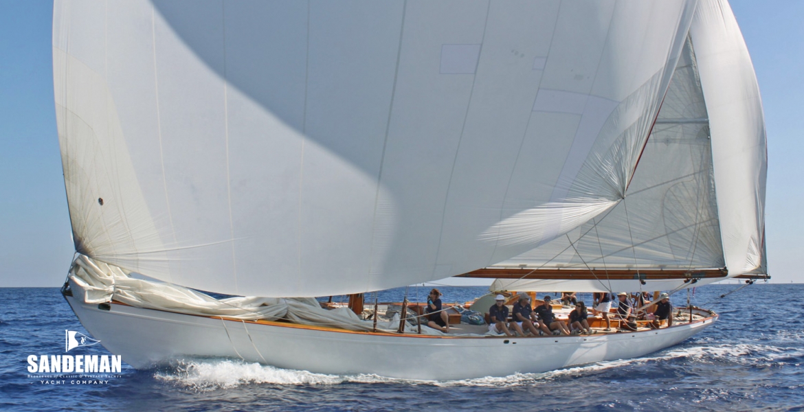 Downwind [Photo: James Robinson Taylor]