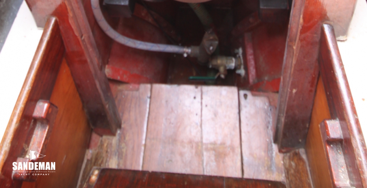 28Enginedetail