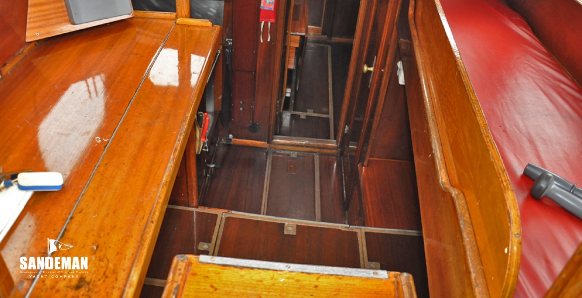 25Chartandpilotberth.jpg