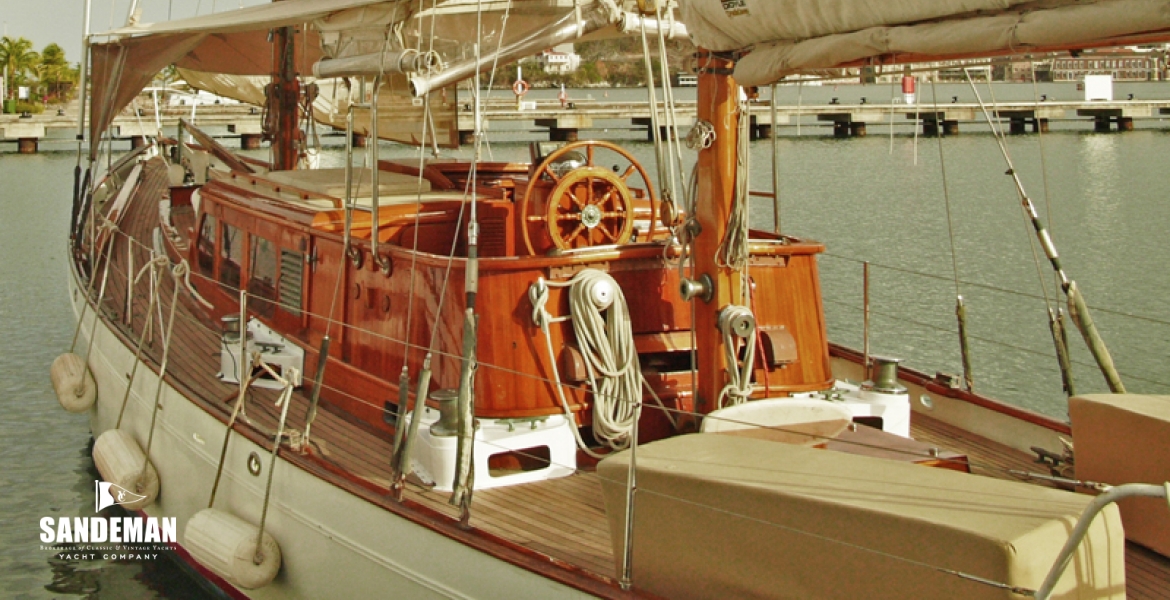 05Portqtralongside.jpg