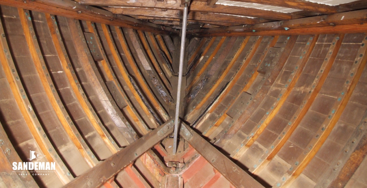 12Interiordetail.jpg