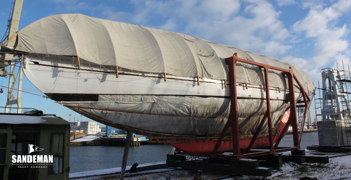06Ashoreportbow.jpg