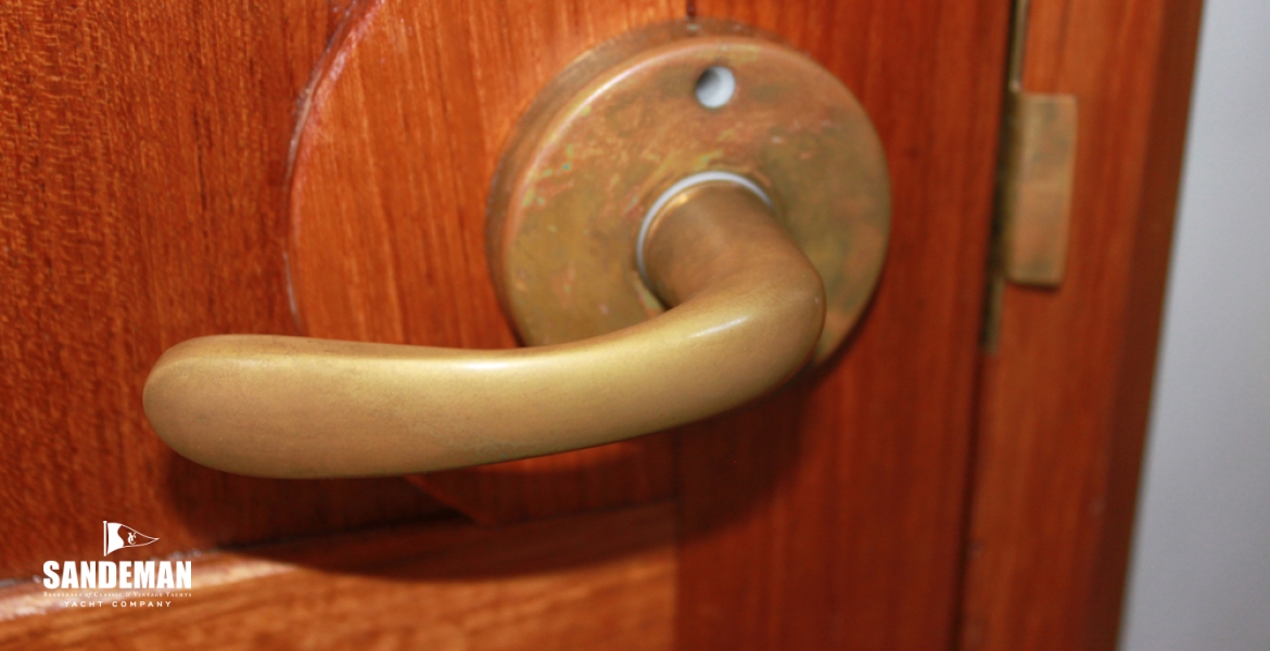 Doorhandle