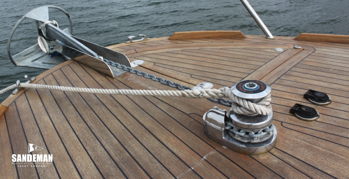 06Foredeck.jpg